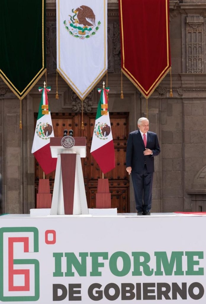 El presidente Andrés Manuel López Obrador al rendir su Sexto Informe de Gobierno