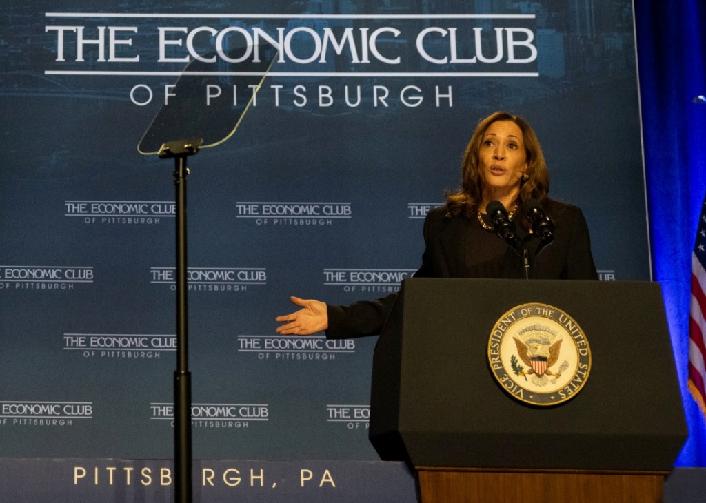 La candidata demócrata Kamala Harris, ayer durante su discurso