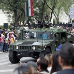 Otro aspecto del desfile de Independencia en la metrópoli