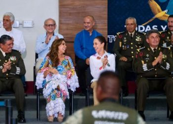 Las grandes obras de su Gobierno son el sello y legado, del primer Presidente Humanista, ¡Que viva el Tren Maya, que viva el mejor presidente de México!: Mara Lezama