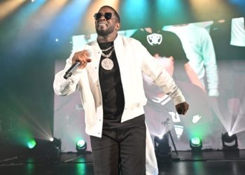 Le cayó la voladora: Lo que sabemos sobre el arresto y las acusaciones oficiales de P Diddy