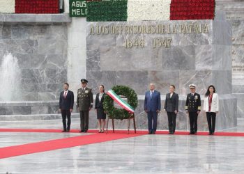 López Obrador encabeza la ceremonia por el 177 Aniv. de la gesta de los Niños Héroes