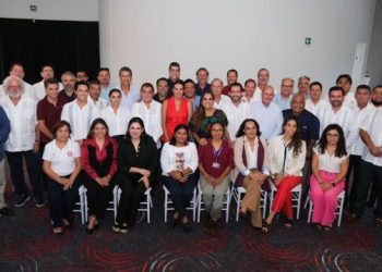 Mara Lezama y Josefina Rodríguez, próxima titular de SECTUR, encabeza primera sesión extraordinaria del Consejo Consultivo de Turismo de Quintana Roo