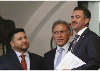 Miguel Ángel Yunes Márquez confirma reuniones con la bancada de Morena