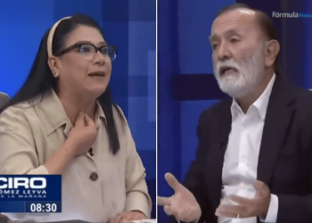 “No te han gaseado lo suficiente”: Epigmenio Ibarra a periodista; se solidarizan con ella