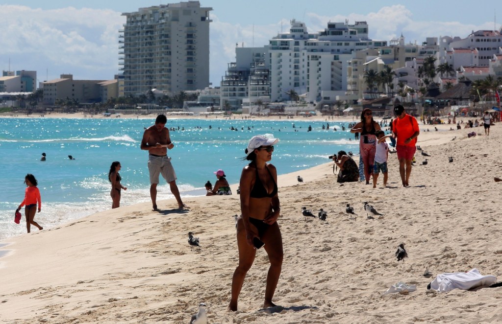 Cancún, uno de los principales destinos turísticos de playa en México, registró pérdidas en este verano