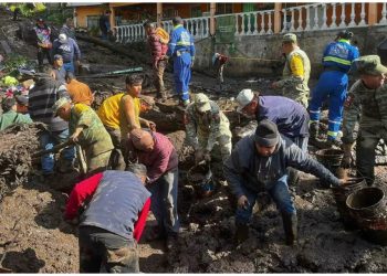 Sube a 2 la cifra de muertos tras deslave en Edomex