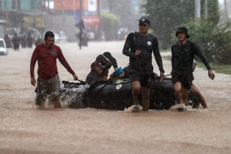 Tormenta tropical John