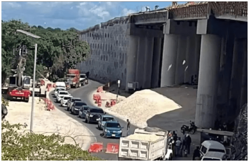 Trabajador del Tren Maya cae de puente de 30 metros y sobrevive, en el tramo seis ubicado en Chetumal, Quintana Roo