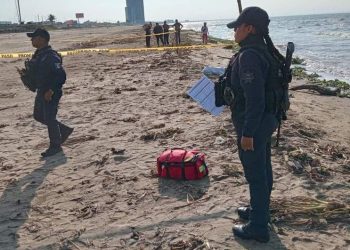 Tragedia familiar: tío y sobrina mueren ahogados en playa de Veracruz