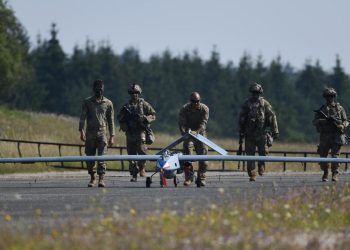 Ucrania asesta con drones uno de los mayores golpes de la guerra al arsenal ruso