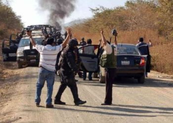 Violencia en Michoacán: Los sacan de sus hogares