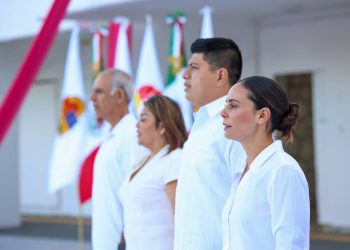 Ana Paty Peralta presenta Decálogo por el Bienestar y toma protesta a servidores públicos en Cancún