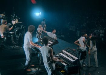 5 razones para ver ‘Stop Making Sense’, el concierto de los Talking Heads en su 40 aniversario