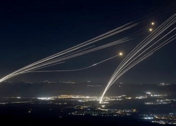 Lluvia de cohetes: Líder interino de Hezbolá anuncia una presión mayor