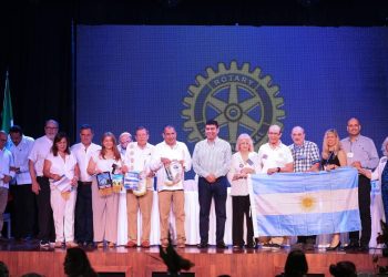 Rinde protesta nueva directiva del Club Rotario de Playa del Carmen