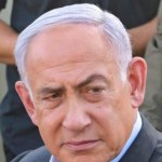 El primer ministro de Israel, Benjamín Netanyahu, en la base militar de Golani donde un dron mató ayer a soldados israelíes