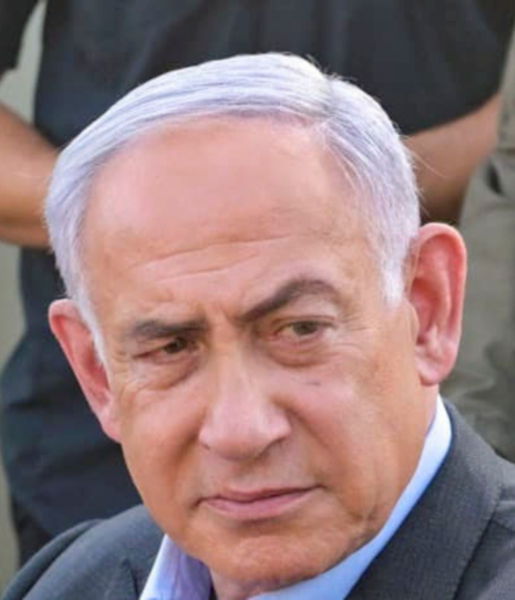 El primer ministro de Israel, Benjamín Netanyahu, en la base militar de Golani donde un dron mató ayer a soldados israelíes