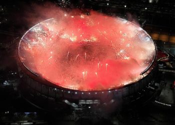 Clausuran el estadio de River Plate por uso de pirotecnia en el juego ante Atlético Mineiro