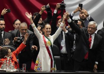 ¿Quiénes asistieron al primer acto oficial de Claudia Sheinbaum en Palacio Nacional?