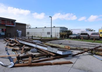 Dos millones siguen sin electricidad en Florida tras el golpe de Milton