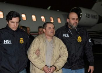 “El Chapo” Guzmán pide un nuevo juicio; alega “extradición ilegal” a EE.UU.