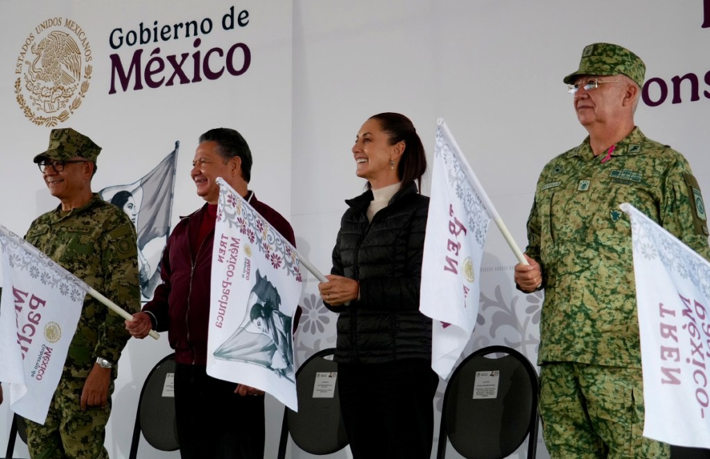 La presidenta Claudia Sheinbaum Pardo anunció la construcción del tramo Ciudad de México-Pachuca del tren suburbano , el cual, aseguró, estará funcionando en el primer trimestre de 2027