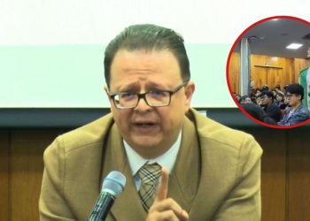 “Es un traidor”: jueza irrumpe en evento de magistrado del TEPJF que apoyó la reforma judicial