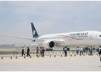 Evitan huelga en Aeroméxico; sindicato logra acuerdo