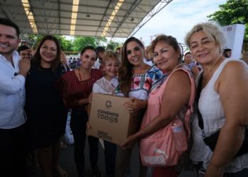 Fortalece Mara Lezama a familias quintanarroenses en el Día Mundial de la Alimentación