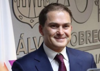 Impugnará Javier López Casarín determinación del INE sobre rebase en topes de campaña