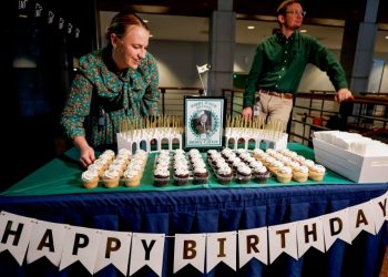 Jimmy Carter celebra 100 años