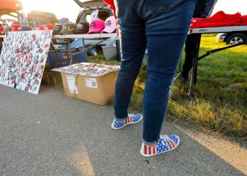 La IA es motor de desinformación en elecciones de EE.UU.: llamadas falsas, deepfakes y memes