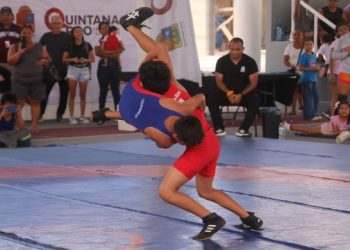 Luchadoras y luchadores quintanarroenses iniciaron su camino rumbo a los Nacionales CONADE 2025: CODEQ