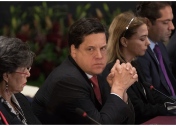 Ministro que causó burlas a la reforma judicial en Harvard renuncia a la SCJN