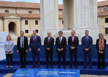 Ministros de Salud del G7 se reúnen en Italia con el reto de la IA en la mesa