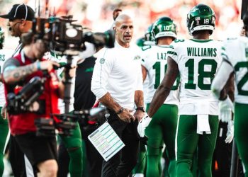 New York Jets despiden al entrenador Robert Saleh