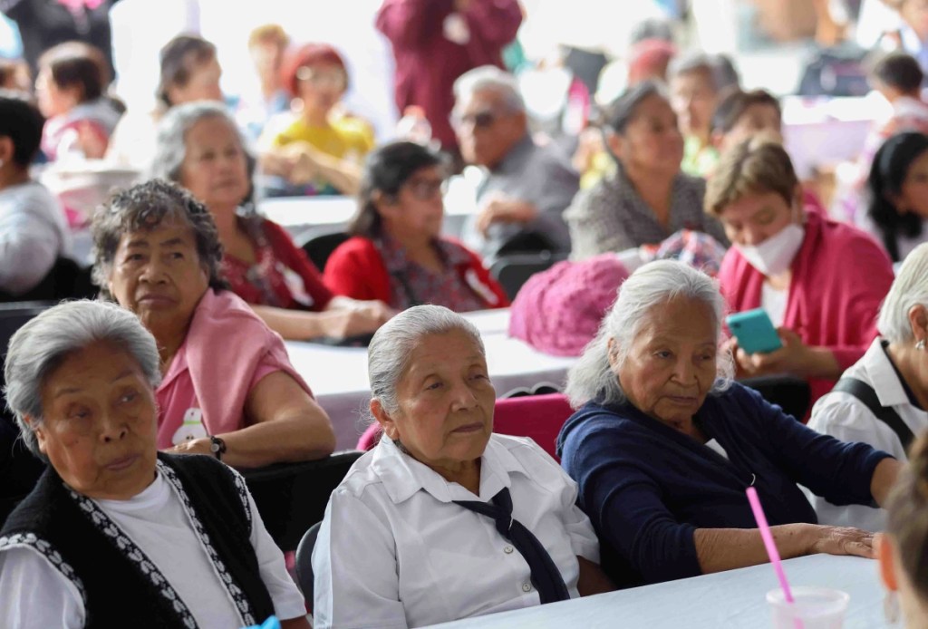 El programa de Pensión para el Bienestar de Adultas Mayores tiene gran validez en justicia social, pero le pega fuerte a las finanzas públicas