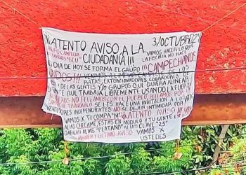 Por segundo día, dejan presuntas narcomantas en Campeche