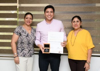 Reconoce SEQ a docentes de media superior que participaron en el proceso “Práctica Educativa 2024”