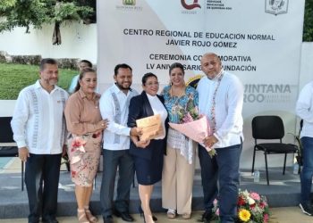 SEQ participa en el 55 aniversario del Centro Regional de Educación Normal “Javier Rojo Gómez” de Bacalar