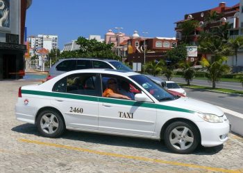 Prueba Piloto de Taxímetros en Cancún: Tecnología y Modernización del Transporte Público