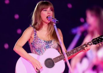 Taylor Swift dona millones de dólares a afectados por los Helene y Milton