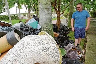 Escombros que dejó “Helene” a su paso por Punta Gorda, Florida