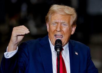 Trump califica la migración ilegal como “invasión de asesinos”