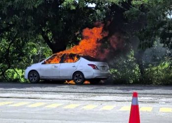 Villahermosa vive otra jornada violenta: incendian vehículos