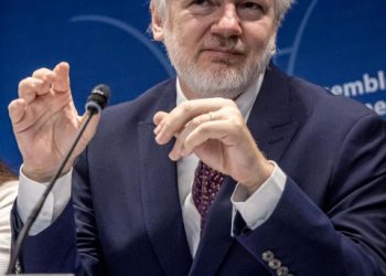 Vivir en libertad, un reto para Julian Assange