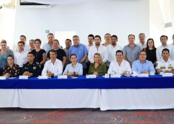 Benito Juárez combate la corrupción y facilita licencias de negocio para impulsar el desarrollo empresarial