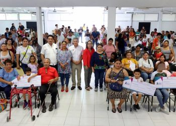 Cancún destina monto histórico para becas del ciclo escolar 2024-2025