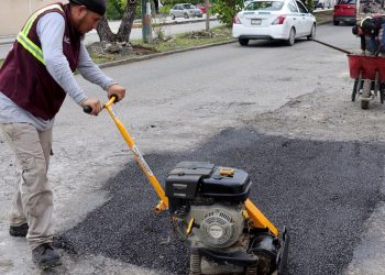 Cancún atiende más de 67 mil baches en 2024; brigadas trabajan en tres turnos